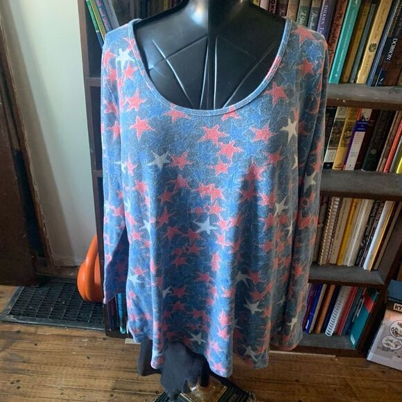 Lularoe Americana scoop neck stars 3x flowy long sleeve tee - Picture 1 of 4